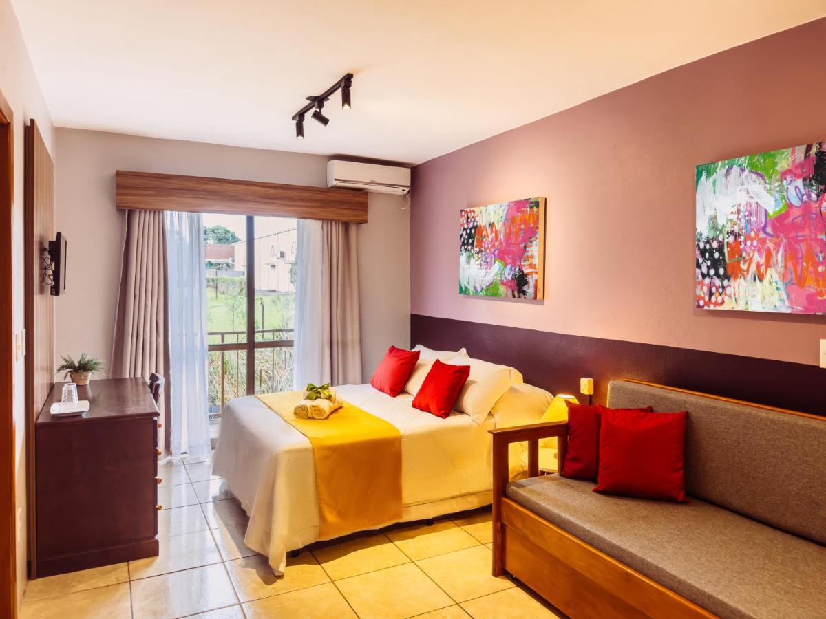 Luzzy Hotel Канела Екстер'єр фото