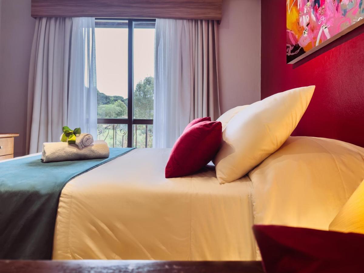 Luzzy Hotel Канела Екстер'єр фото